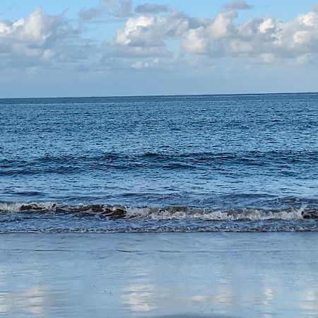 Apto E Suites Praia Do Itapocoroi Пеня Екстериор снимка