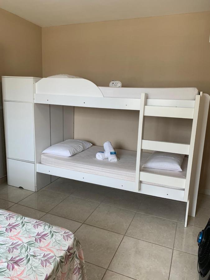 Apto E Suites Praia Do Itapocoroi Пеня Екстериор снимка
