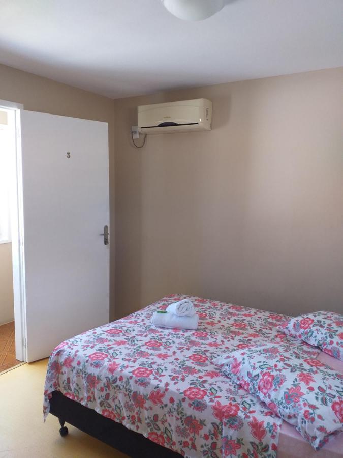 Apto E Suites Praia Do Itapocoroi Пеня Екстериор снимка